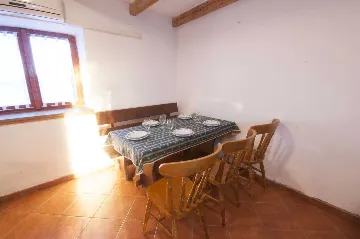 Marčana 2-Bedroom Apartment with Shared Pool