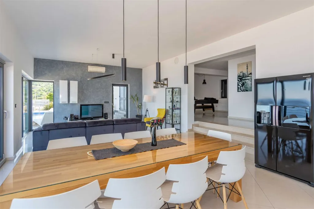 4-Bedroom House in Labin for up to 10 Guests