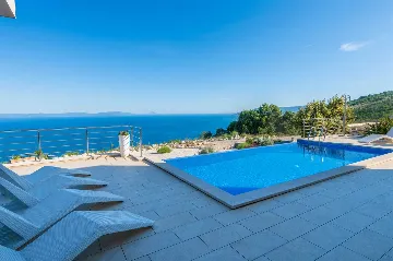 4-Bedroom House in Labin for up to 10 Guests