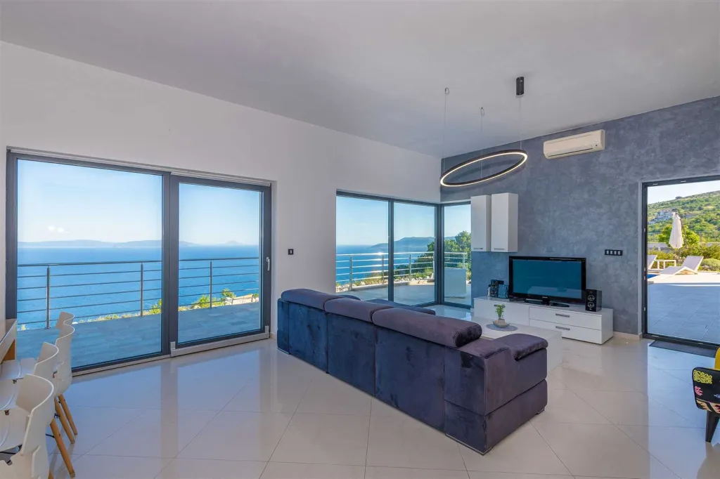 4-Bedroom House in Labin for up to 10 Guests