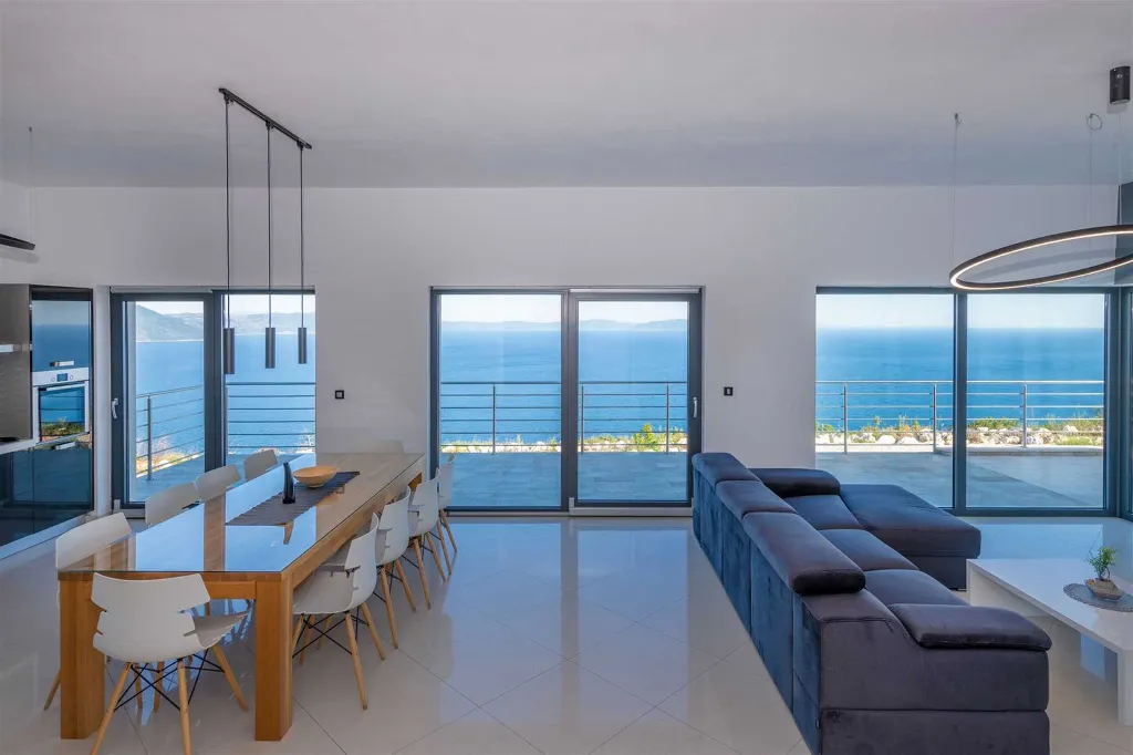 4-Bedroom House in Labin for up to 10 Guests