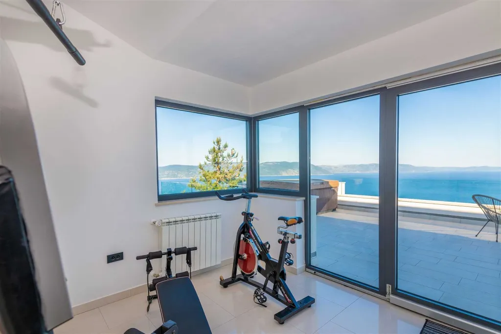4-Bedroom House in Labin for up to 10 Guests