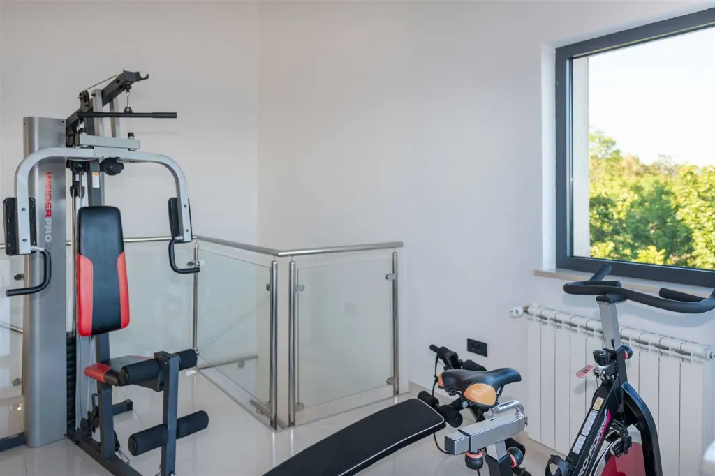 4-Bedroom House in Labin for up to 10 Guests