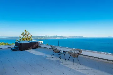 4-Bedroom House in Labin for up to 10 Guests