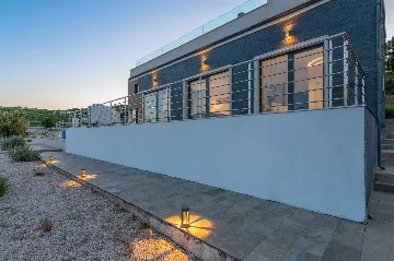 4-Bedroom House in Labin for up to 10 Guests