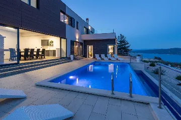 4-Bedroom House in Labin for up to 10 Guests