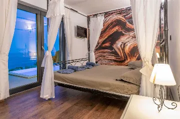 4-Bedroom House in Labin for up to 10 Guests