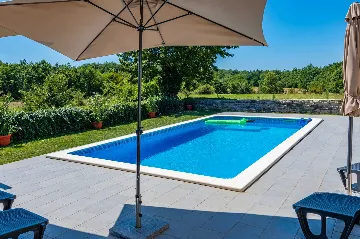 House with Two Pools for Up to 11 in Pazin