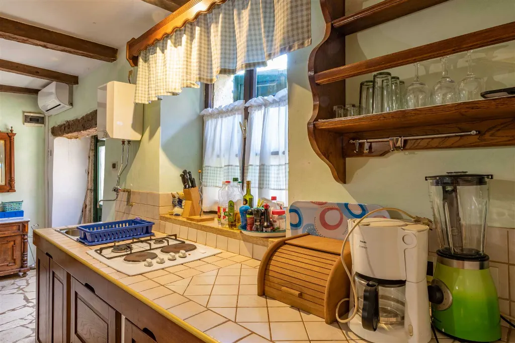 House with Two Pools for Up to 11 in Pazin