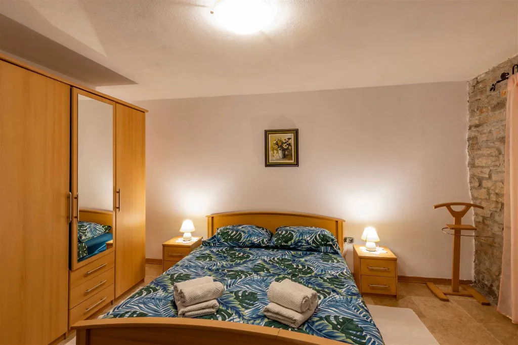 House with Two Pools for Up to 11 in Pazin