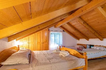 House with Two Pools for Up to 11 in Pazin