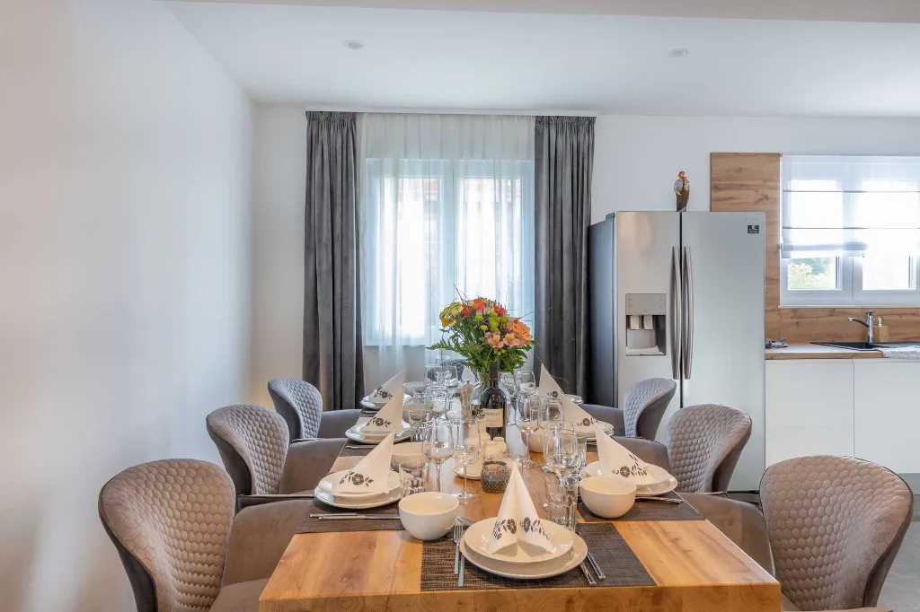 4-Bedroom House in Baderna