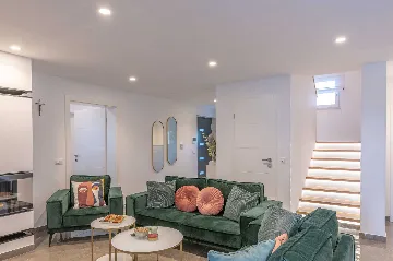 Villa with Pool in Bonaci for 8 Guests