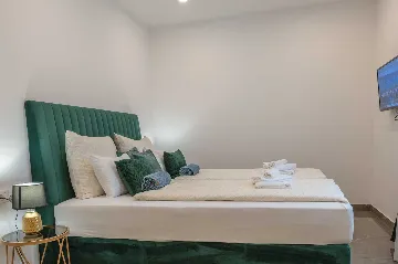 Villa with Pool in Bonaci for 8 Guests