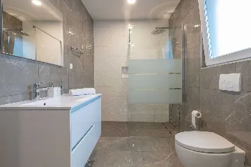 Villa with Pool in Bonaci for 8 Guests