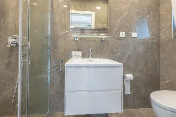 Villa with Pool in Bonaci for 8 Guests