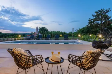 Villa for 5 in Labin with Pool