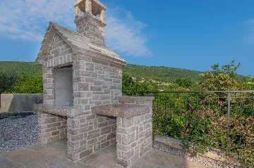 Sea View Villa for 10 in Sveti Lovreč Labinski