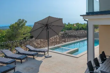 Sea View Villa for 10 in Sveti Lovreč Labinski