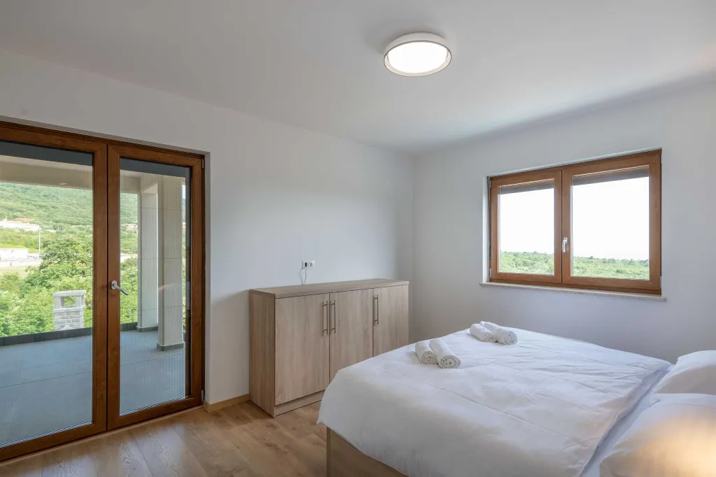 Sea View Villa for 10 in Sveti Lovreč Labinski