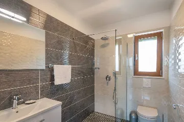 Sea View Villa for 10 in Sveti Lovreč Labinski