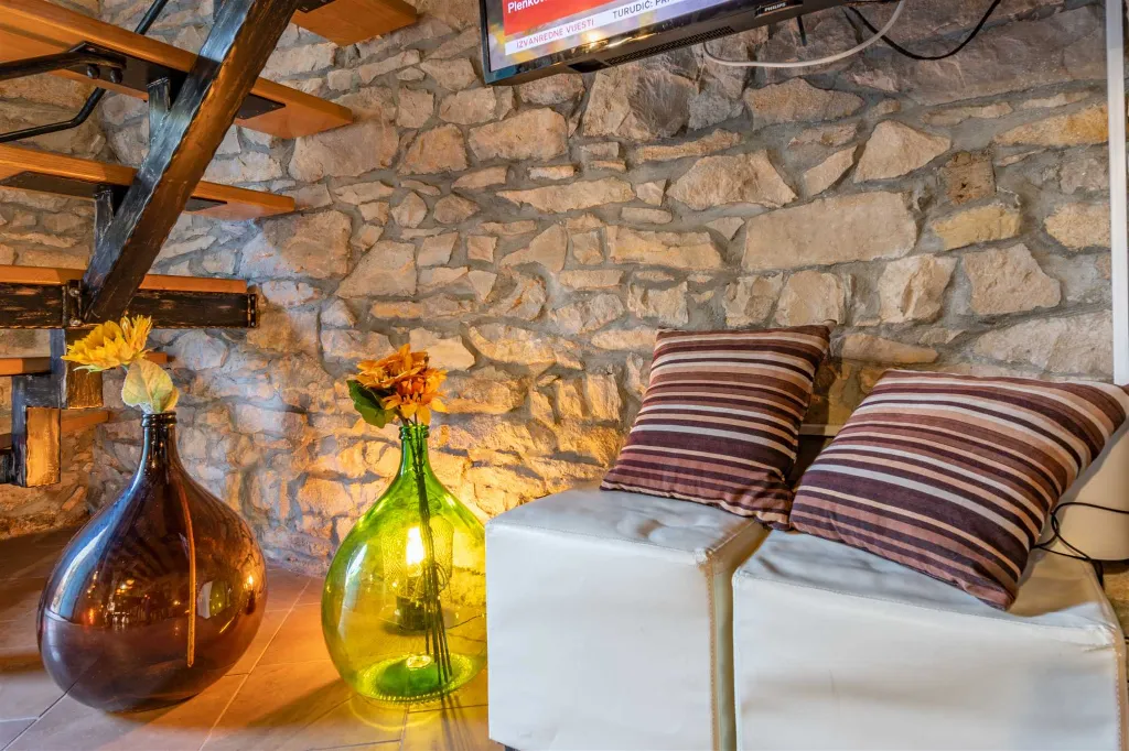 3-Bedroom Villa in Labin, 4 km from the Beach