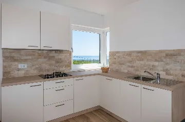 5-Bedroom Villa in Knapići for Up to 10 Guests