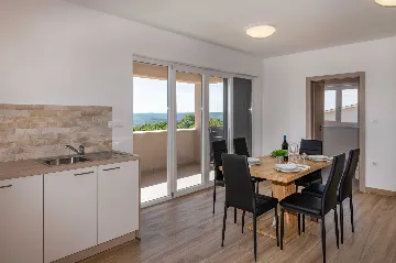 5-Bedroom Villa in Knapići for Up to 10 Guests