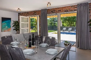 3-Bedroom Villa with Private Pool in Vinež