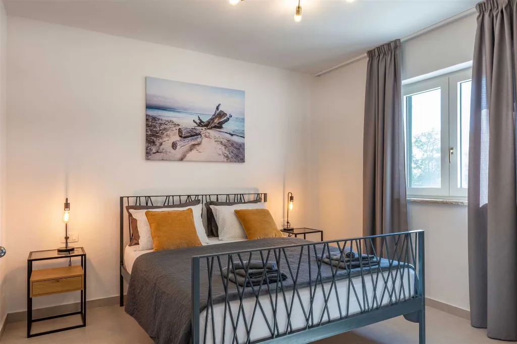 3-Bedroom Villa with Private Pool in Vinež