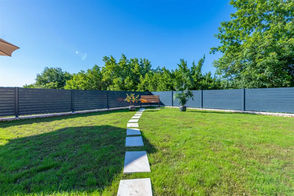 3-Bedroom Villa with Private Pool in Vinež