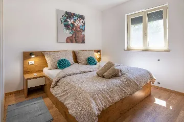 4-Bedroom Villa with Private Pool in Nedešćina