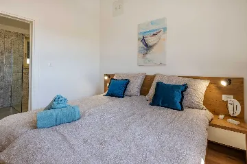 4-Bedroom Villa with Private Pool in Nedešćina