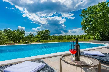 Raša Villa with Private Pool for Up to 18 Guests