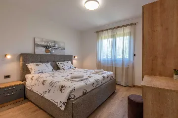 Raša Villa with Private Pool for Up to 18 Guests