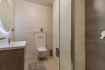 Raša Villa with Private Pool for Up to 18 Guests