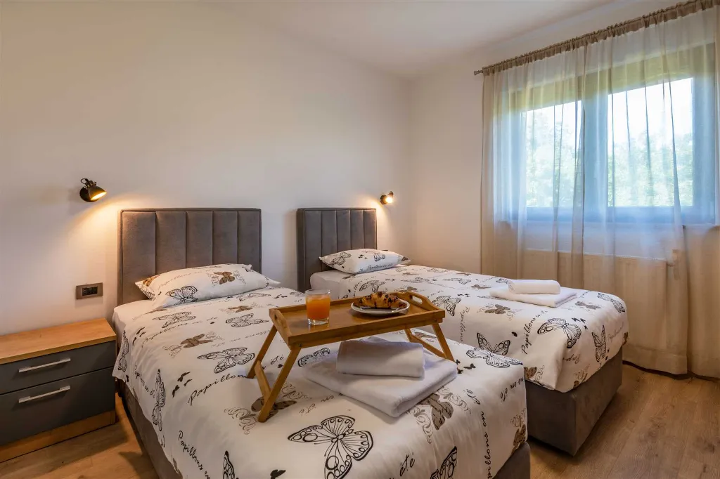 Raša Villa with Private Pool for Up to 18 Guests