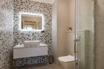 Raša Villa with Private Pool for Up to 18 Guests