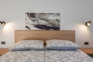 Raša Villa with Private Pool for Up to 18 Guests