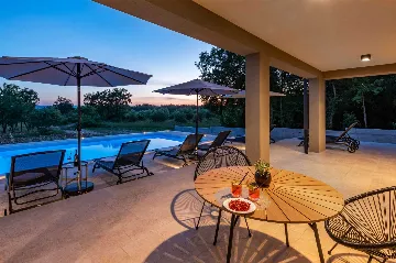 Raša Villa with Private Pool for Up to 18 Guests