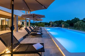Raša Villa with Private Pool for Up to 18 Guests
