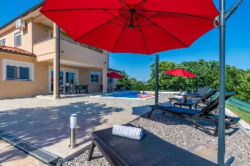 Apartment for 9 in Labin with Pool & Garden