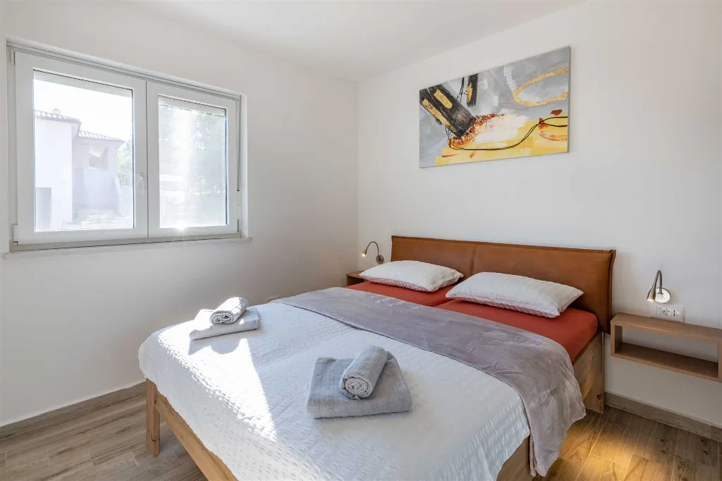 Apartment for 9 in Labin with Pool & Garden