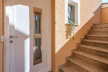 Apartment for 9 in Labin with Pool & Garden