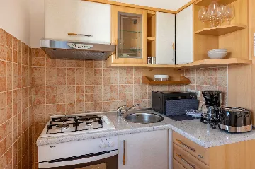 4-Bedroom Villa with Private Heated Pool in Nedešćina