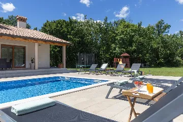 Villa with Private Pool in Krsan for 8 Guests