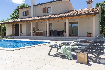 Villa with Private Pool in Krsan for 8 Guests