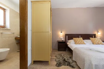 Villa with Private Pool in Krsan for 8 Guests