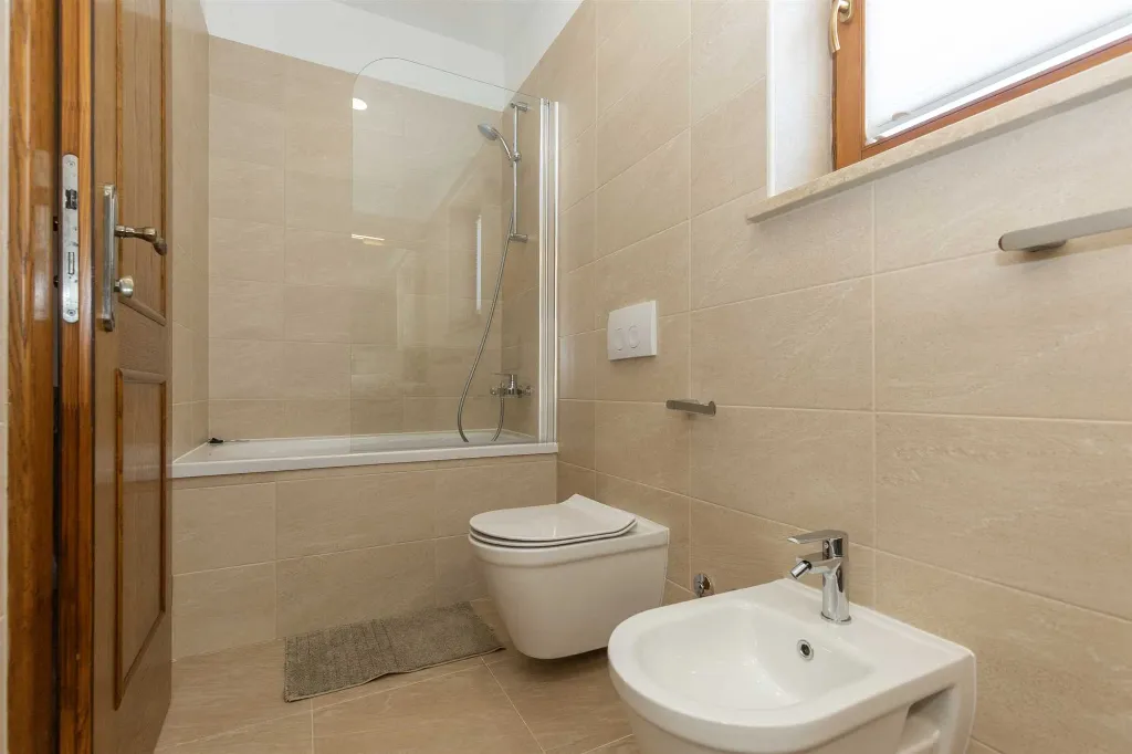 Villa with Private Pool in Krsan for 8 Guests