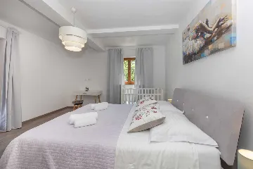 Villa with Private Pool in Krsan for 8 Guests
